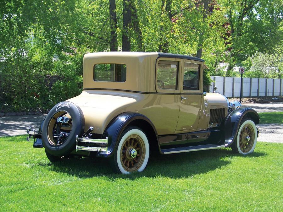  Cadillac Opera Coupe 1924 года  (фото 2 из 2)